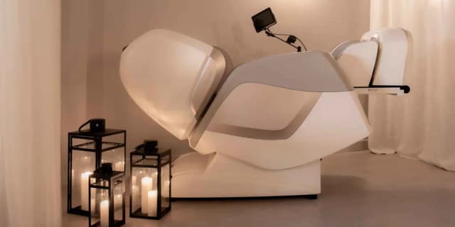 30 Minute Zero Gravity Chair Massage