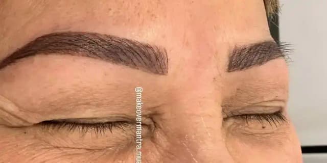 Microblading & Powder Brows