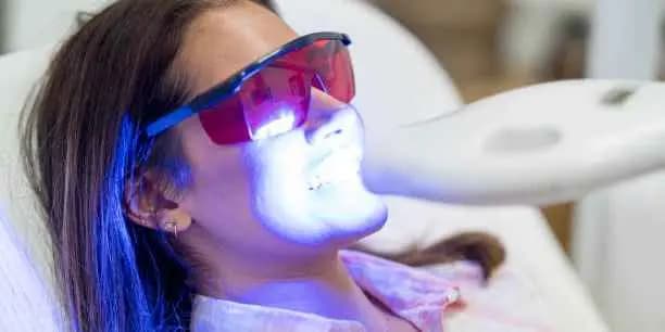60 Minute One Teeth Whitening Treatment