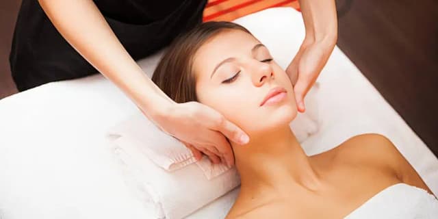 60 Minute (Deep Tissue or Swedish Massage)