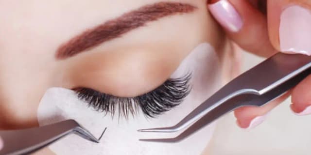 Full Set of Classic Lash Extensions