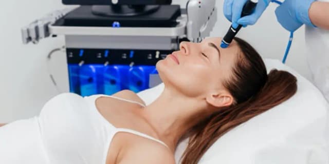 Signature Hydra Facial
