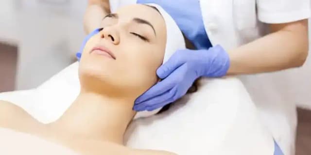 Ultrasonic, LED and Microdermabrasion Facial Treatment 3 Sessions