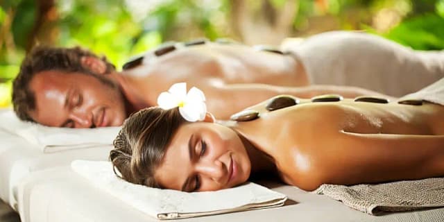 75 Minute Couples Massage Package