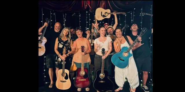 1 Hit Wonder Group Guitar Class