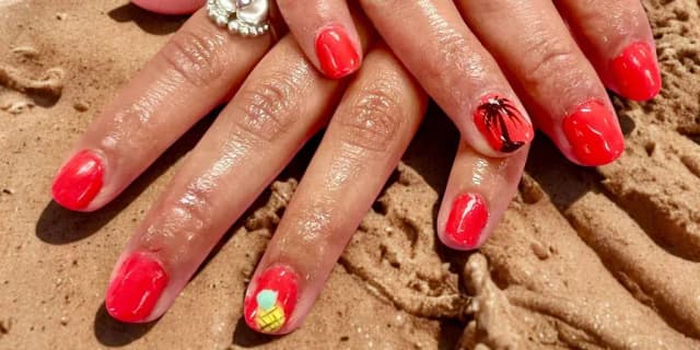Classic Manicure