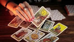 Tarot Card Reading - In-Person (30Mins)