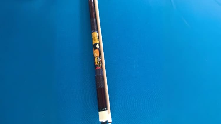 McDermott – Lucky Cue 19